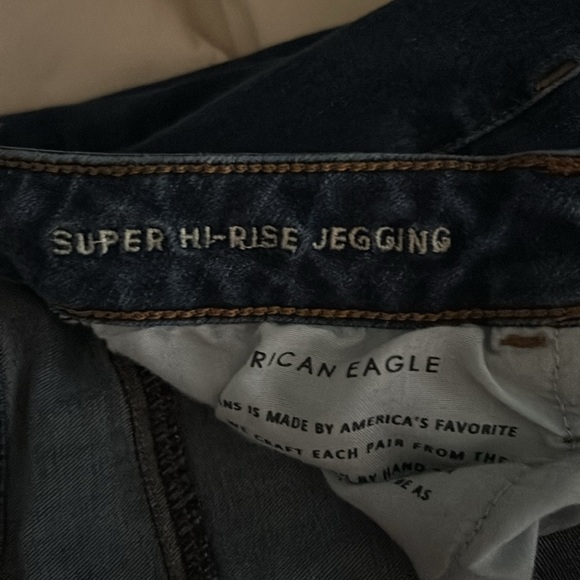 Women’s American Eagle jeans - Picture 5 of 5